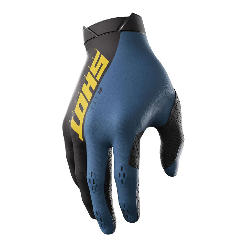 arctic gloves -  Shot - 2024 Lite Blue Gloves