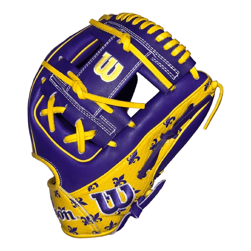 padded ski gloves -  Wilson Exclusive A2000 Louisiana Fleur Dis Lis 11.5” Purple and Gold I-Web Infield Glove