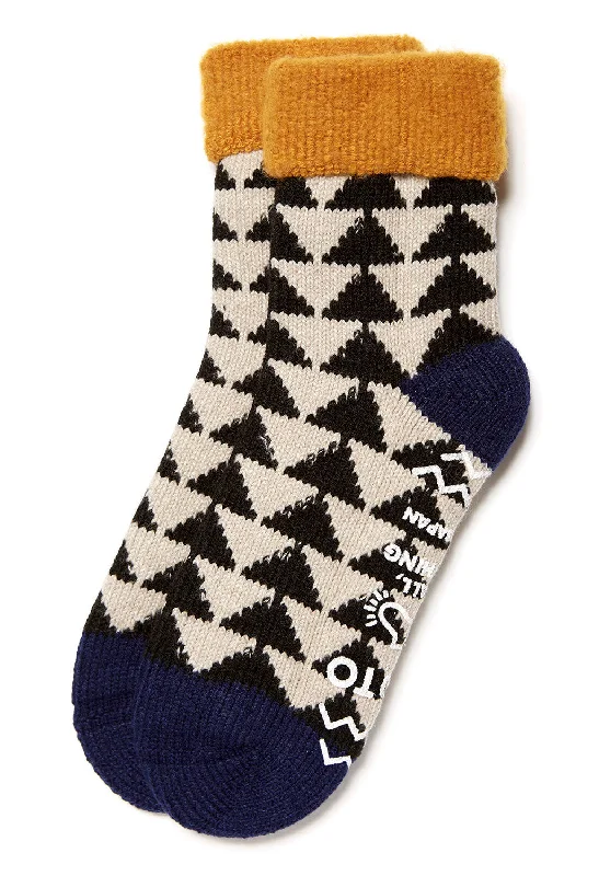 sock packs casual -  ROTOTO Comfy Room Sankaku Socks - Gold/Black/Navy