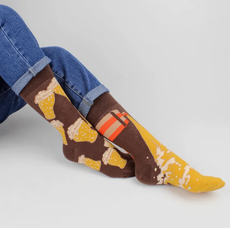 sock returns casual -  Unisex Beer Mismatched Socks