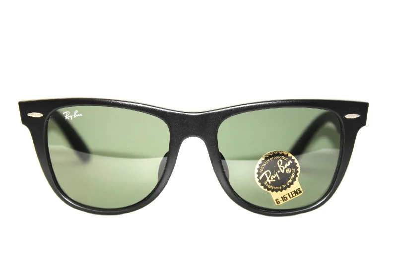 sunglasses for aerodynamic look -  Ray-Ban RB2140-F 901